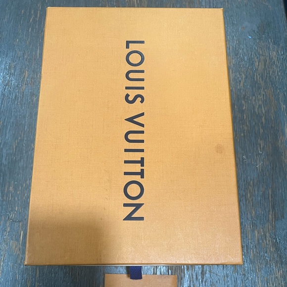 Louis Vuitton Frontrow Sneaker (Size 37) - Picture 7 of 8